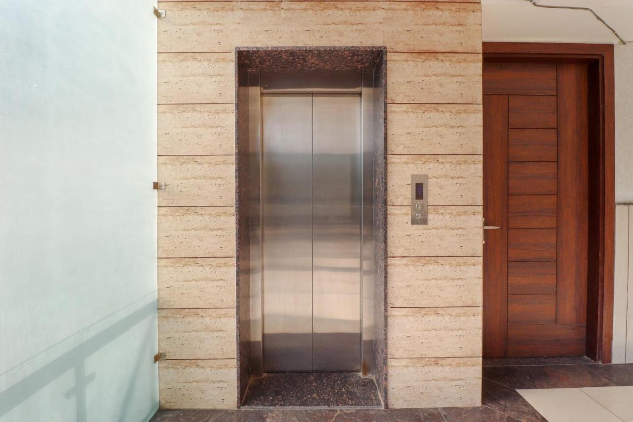 Capital O 76444 Hotel Hill-Top Inn Narendra Nagar Kültér fotó
