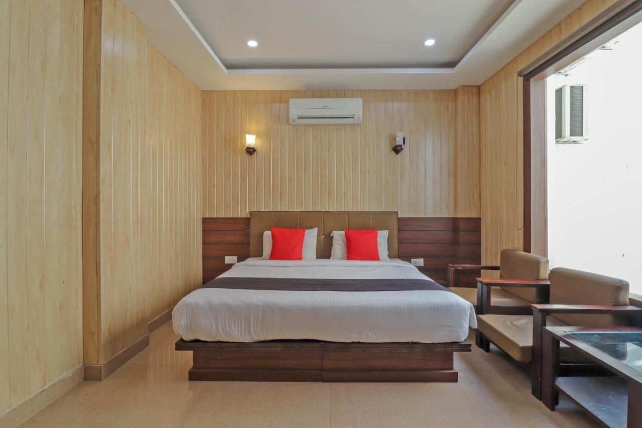 Capital O 76444 Hotel Hill-Top Inn Narendra Nagar Kültér fotó