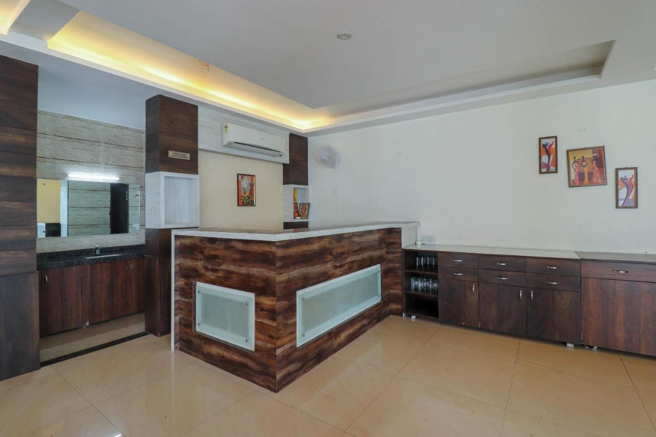 Capital O 76444 Hotel Hill-Top Inn Narendra Nagar Kültér fotó